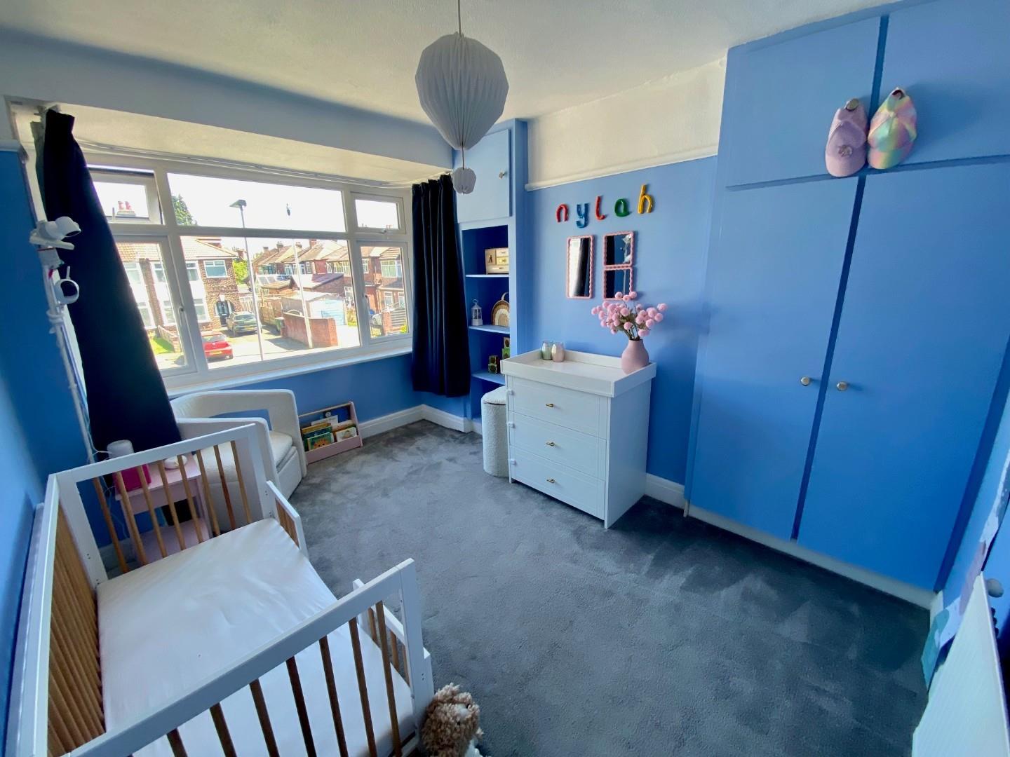 An extended semi on a corner plot in Didsbury — photo 6