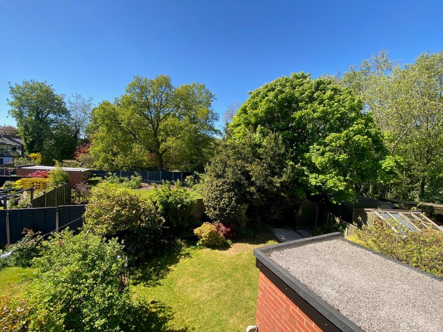 An extended semi on a corner plot in Didsbury — photo 8