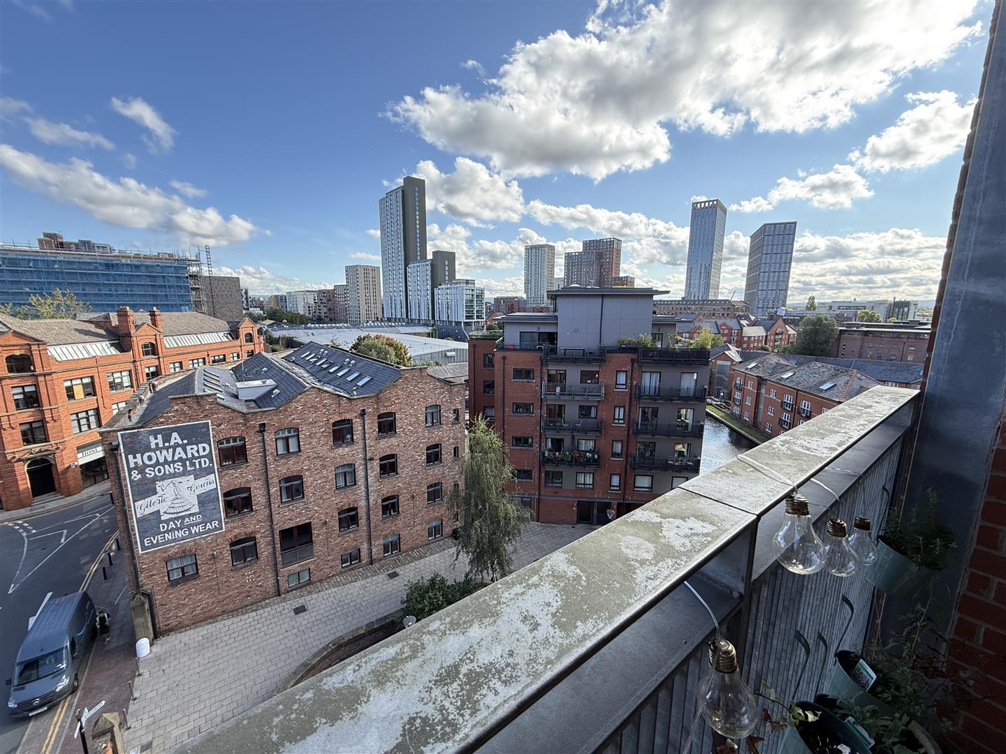 Canal-side living above the city — photo 4